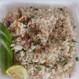 ข้าวผัดแหนม