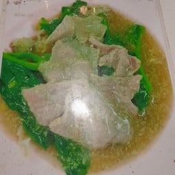 ราดหน้า ยอดผักหมู