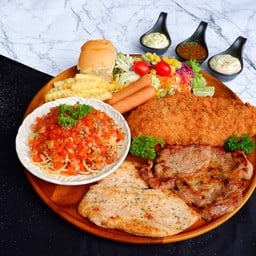 Dr Steak ถาดใหญ่สุดคุ้ม แถมฟรีชามะลิ 250ml 2 ขวด