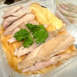 หอมไก่ต้มน้ำปลา&ก๋วยจั๊บน้ำข้นแม่เพ็ญ โบราณ(เดอะพลัสเจ้าเก่า)