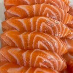 แซลม่อนสดแล่พร้อมทาน 3 ขีด