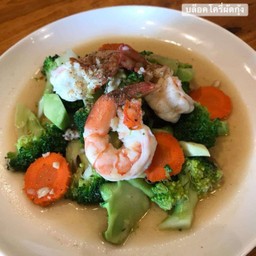 บร็อกโคลีผัดกุ้ง