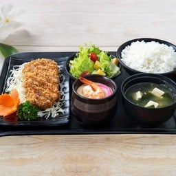 เซ็ทไข่ตุ๋น+สลัด+ซุป