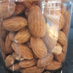 อัลมอนด์อบเกลือ