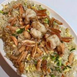ข้าวผัดปู+กุ้ง  (จานไหญ่)