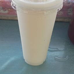 มะพร้าวปั่นนมสด