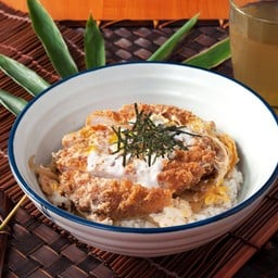 ข้าวหน้าหมูทอด+ซุป