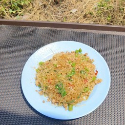 วุ้นเส้นผัดขี้เมา