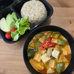 พะแนงเต้าหู้+มะเขือเปราะ(มังสวิรัติ)