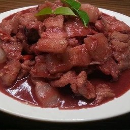 เนื้อวัว หมู ผัดเต้าหู้ยี้