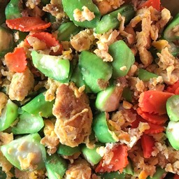 ผัดบวบใส่ไข่(เมนูคนไม่กินเผ็ดที่ขาดไม่ได้) มังสวิรัส