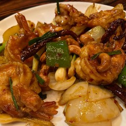 กุ้งผัดเม็ดมะม่วง