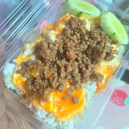 ไข่ขยี้หมูสับ