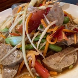 ส้มตำปลาร้าหมูยอ