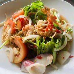 ยำมาม่าทะเล
