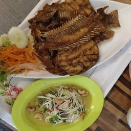 ร้านข้าวต้มสุพรรณ เจ้าเก่า ศรีนคริยทร์