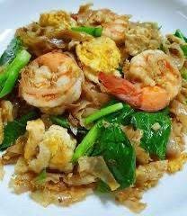 ผัดซีอิ๊วกุ้งเส้นใหญ่