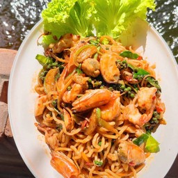 ราเม็งผัดฉ่า