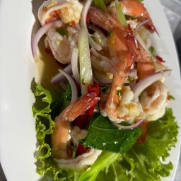 ยำคะน้ากุ้งสด