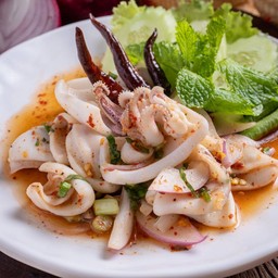 ลาบปลาหมึก