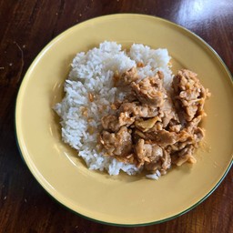 หมูสับผัดกระเทียม