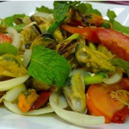 ยำหอยแมงภู่