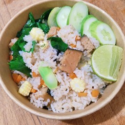 ข้าวผัดปลาเค็ม