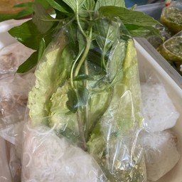 ชุดเมี้ยง