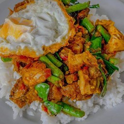 ข้าวพริกแกง + ไข่ดาว