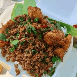 กะเพราหมู+สามชั้น