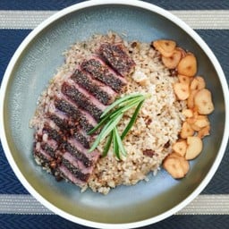 ข้าวกะเพราหน้าเนื้อ