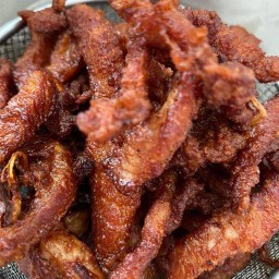 ข้าวเหนียวหมูทอด ส้มตำรสเด็ด  สวนสยาม