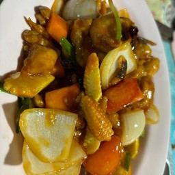 ไก่ผัดเม็ดมะม่วง