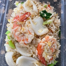 ข้าวผัดทะเล