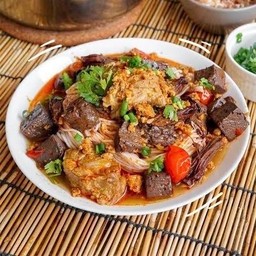 ขนมจีน น้ำน้ำเงี้ยว