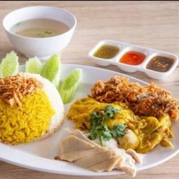 ข้าวหมกไก่ สามสหาย(ไก่ต้ม+ไก่ทอด+ไก่ย่าง)