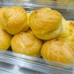 ชูครีมไส้คัสตาร์ด(เอแคล์สไตส์ไทยยุค90) 8ลูก