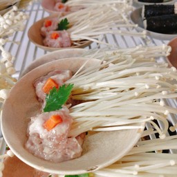 หมูเห็ดเข็ม