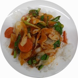 ข้าวราดผัดพริกแกงผักรวม