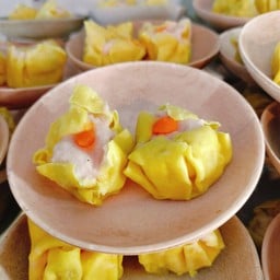 จีบกุ้ง