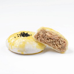 พายหมูพะโล้ Pork Stewed in Thai Gravy Pie