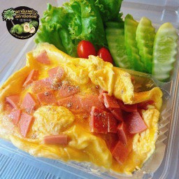 ชุดข้าวไข่ข้นเยิ้มๆ2ฟอง+โบโรน่า+พริกน้ำปลารสเด็ด