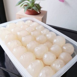 ลำไยพวงทองจัมโบ้แกะเม็ดพร้อมทาน(กล่อง800ml)