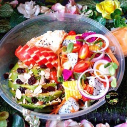 ไข่ขยี้สูตรนุ่ม(อโวคาโด้นอก100g+สลัดรวมผักเน้นผักกาดแก้ว+และผลไม้รวม)