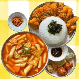 [อร่อยซ่ากับโค้ก] Combo Set 1 +  โค้ก ออริจินัล (ขวด) + โค้ก ไม่มีน้ำตาล (ขวด) 