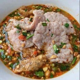 เกาเหลาตำลึงหมูเด้งบะช่อ