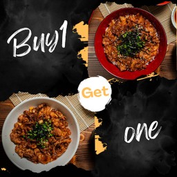 คู่สุดคุ้ม ข้าวหน้าสามชั้นฮอตเเอนด์สไปซี่+ข้าวหน้าสามชั้นหม่าล่า