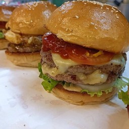 มีสุข แฮมเบอร์เกอร์ สาขา บ้านโป่ง Meesuk Hamburger  Banpong