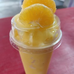 น้ำส้มปั่น