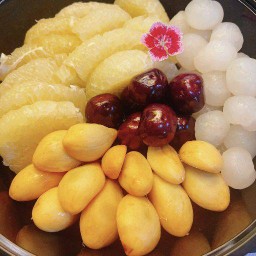 ส้มโอขาวอัมพวา+cherryแดงนอกพรีเมี่ยม+สละ+ลำไยอีดอ(กล่อง2000ml)